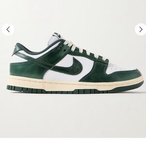 Nike dunk low women’s sneakers metallic green size 6.5